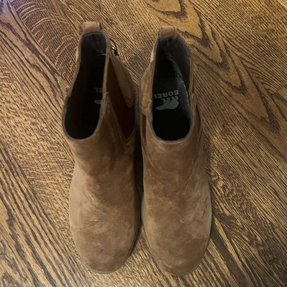 Sorry Joan of Arctic Wedge boot size 7